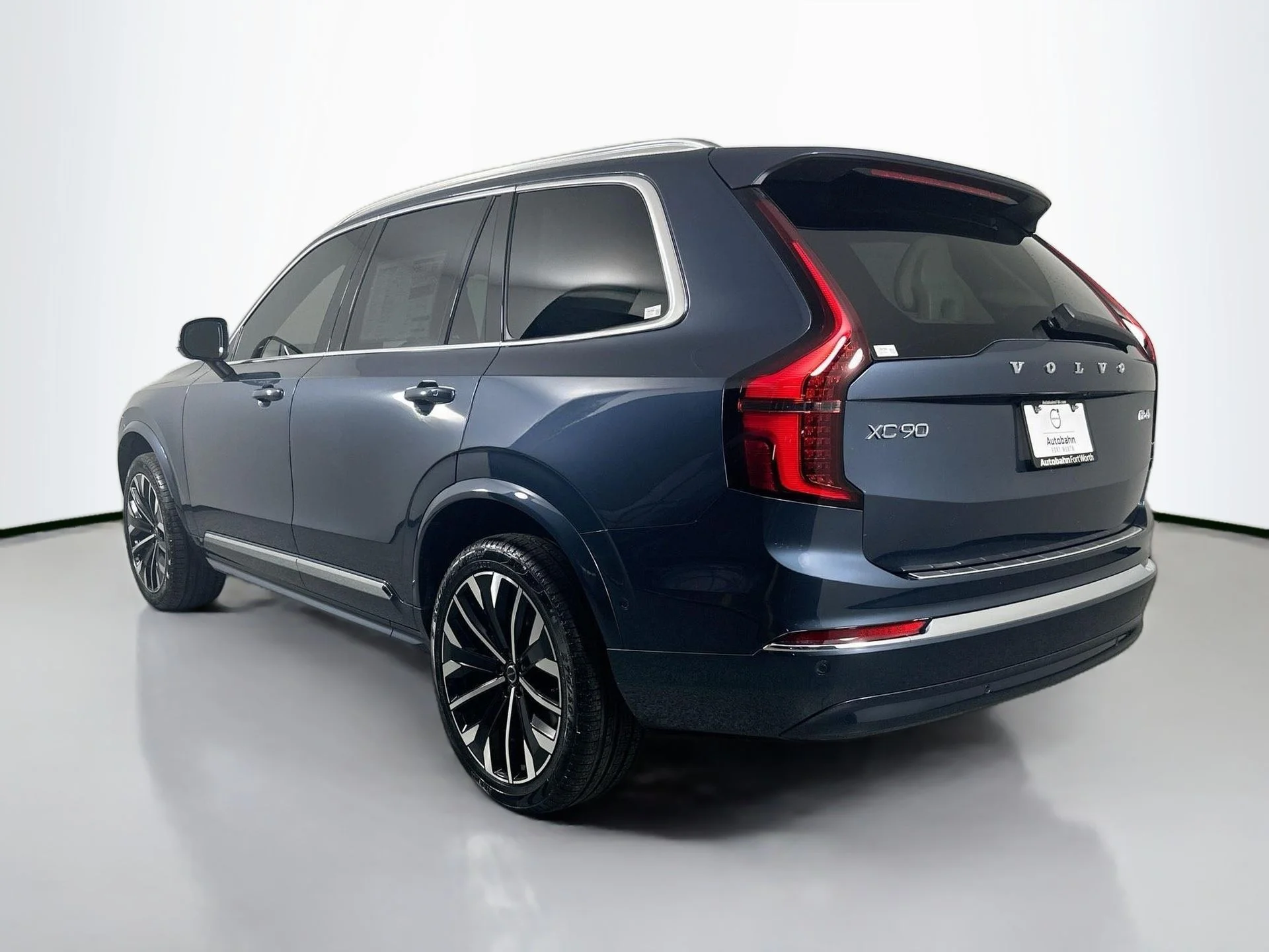 New 2026 Denim Blue Volvo Ultra image 8