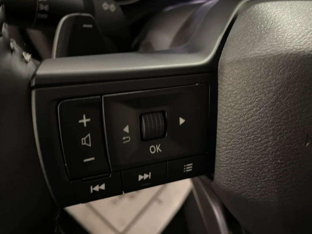 New 2026 Everest White Pearl TriCoat Nissan Dark Armor™ image 15
