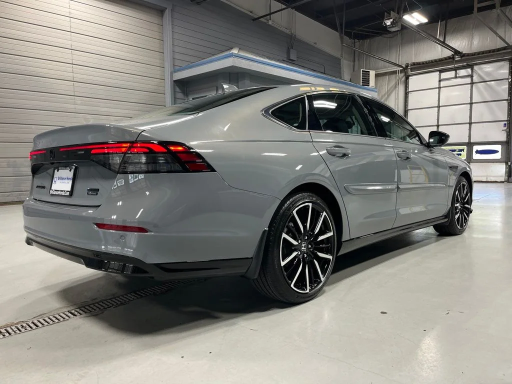 2026 Honda Accord Hybrid Touring - Photo 7