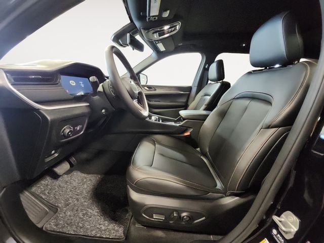 New 2026 Diamond Black Crystal Pearl-Coat Exterior Paint Jeep  image 9