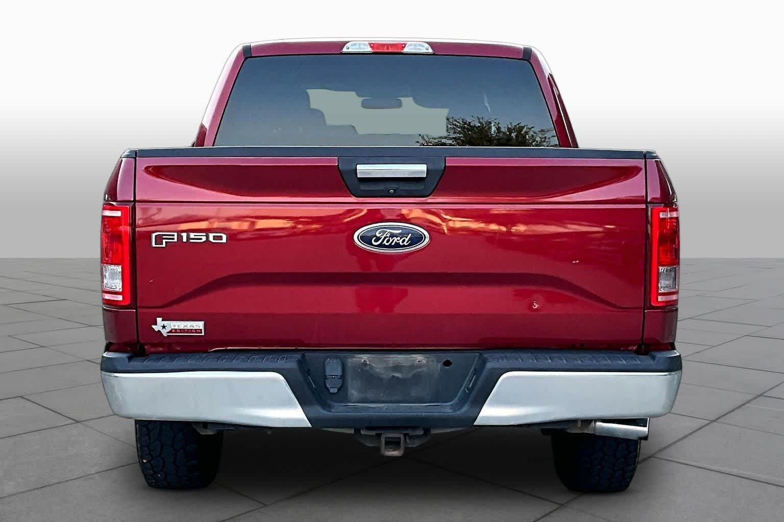 Used 2016 Ruby Red Metallic Tinted Clearcoat Ford XLT image 5