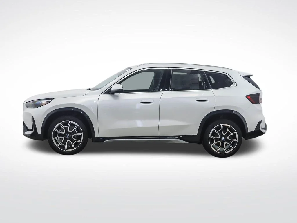 Used 2026 BMW X1 28i with VIN WBX73EF04T5488163 for sale in Minneapolis, Minnesota