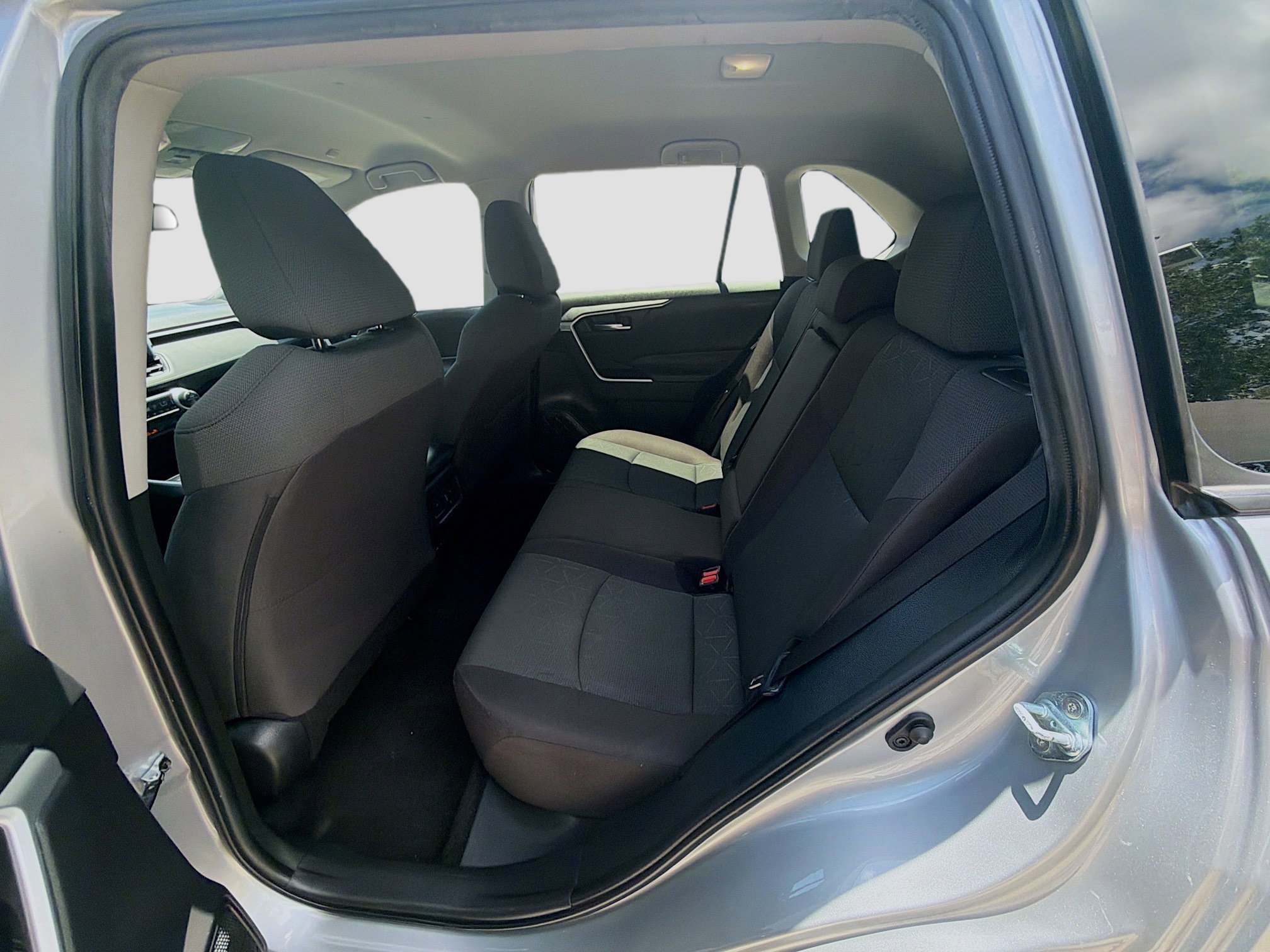 Used 2024 Silver Sky Metallic Toyota XLE image 20