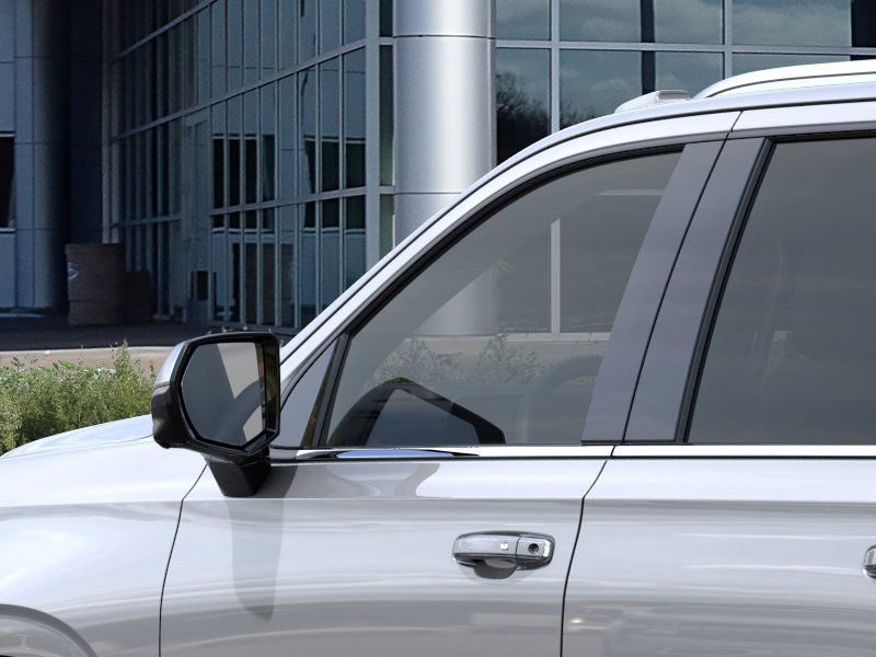 2026 Chevrolet Suburban Premier - Photo 13