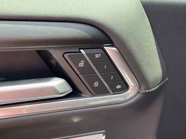 New 2026 Onyx Black GMC Elevation image 46