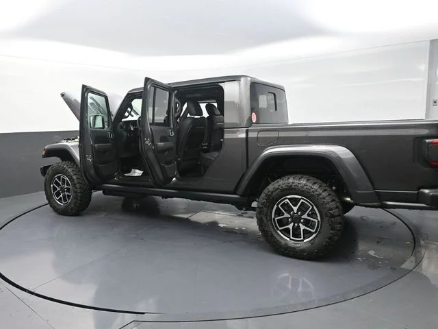 New 2026 Granite Crystal Metallic Clearcoat Jeep Shadow Ops image 34