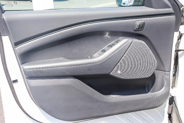 New 2026 Star White Metallic Tri-coat Ford Premium image 53