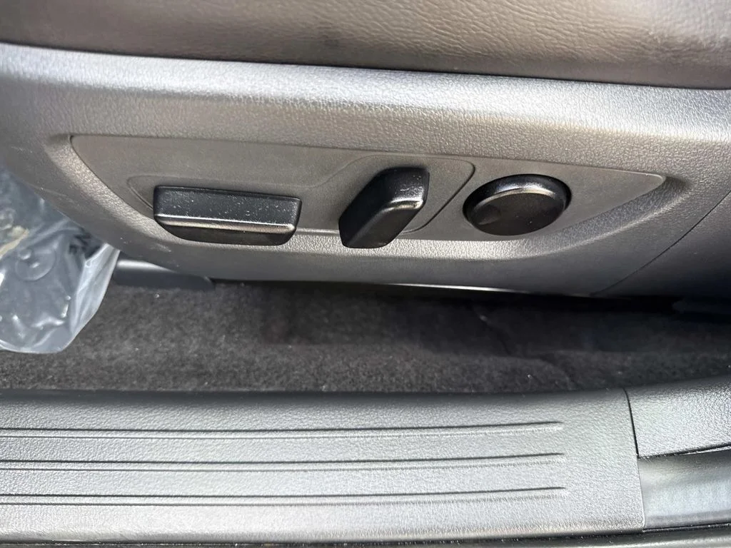 Certified Used 2025 Gray Mazda 2.5 Turbo Meridian Edition image 30