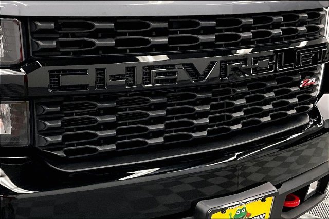Used 2021 Satin Steel Metallic Chevrolet Custom Trail Boss image 30