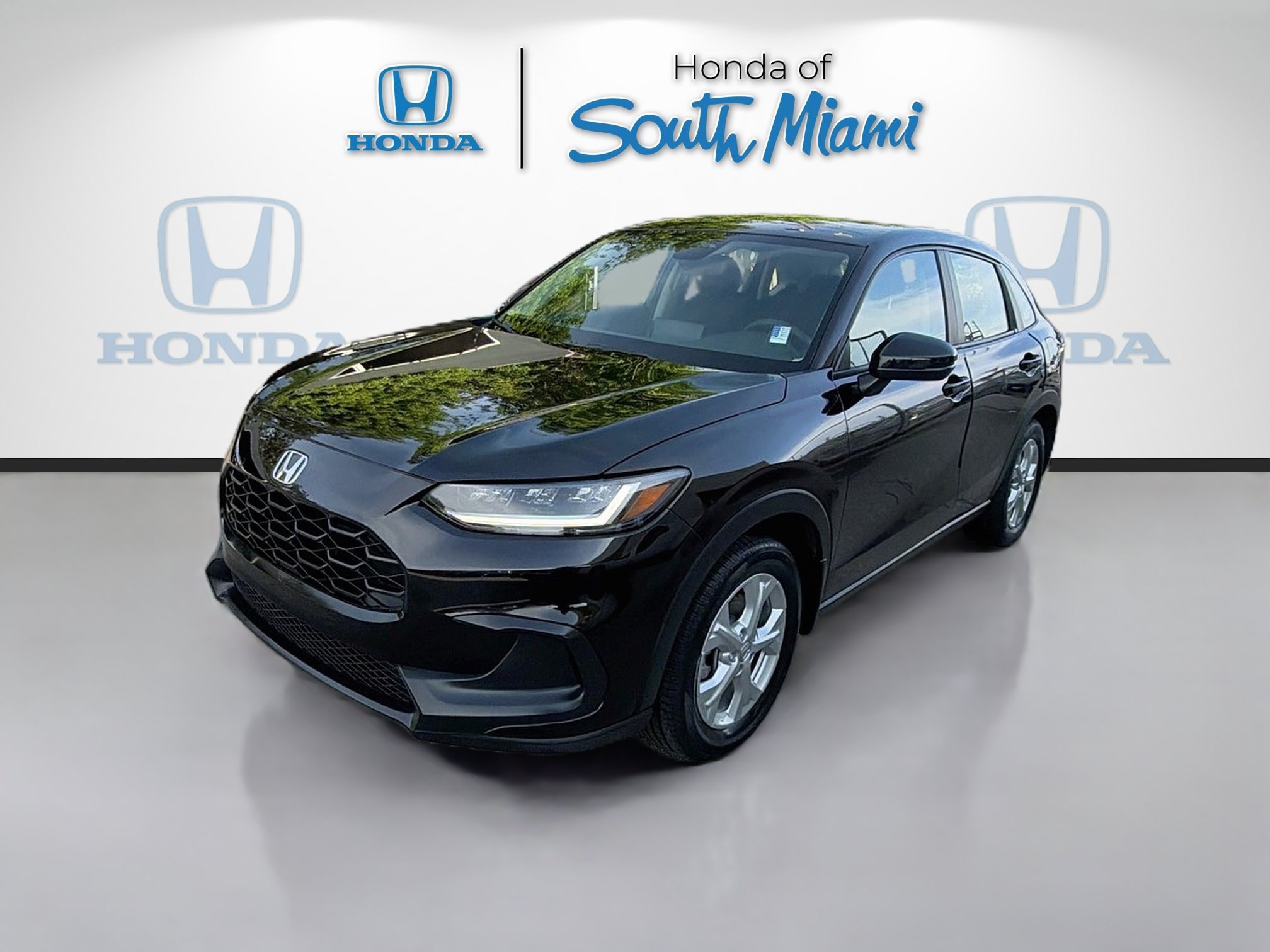 Certified Used 2023 Crystal Black Pearl Honda 2WD LX image 3