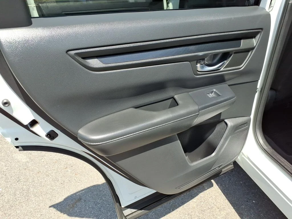 Used 2025 Platinum White Pearl Honda EX image 15