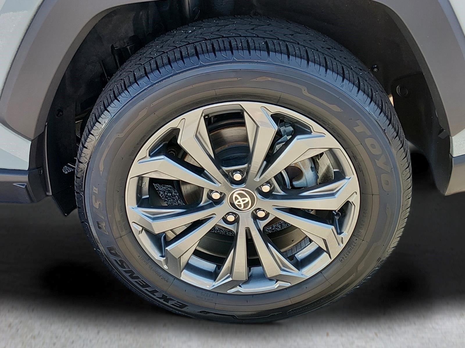 Used 2022 Lunar Rock Toyota XLE Premium image 12