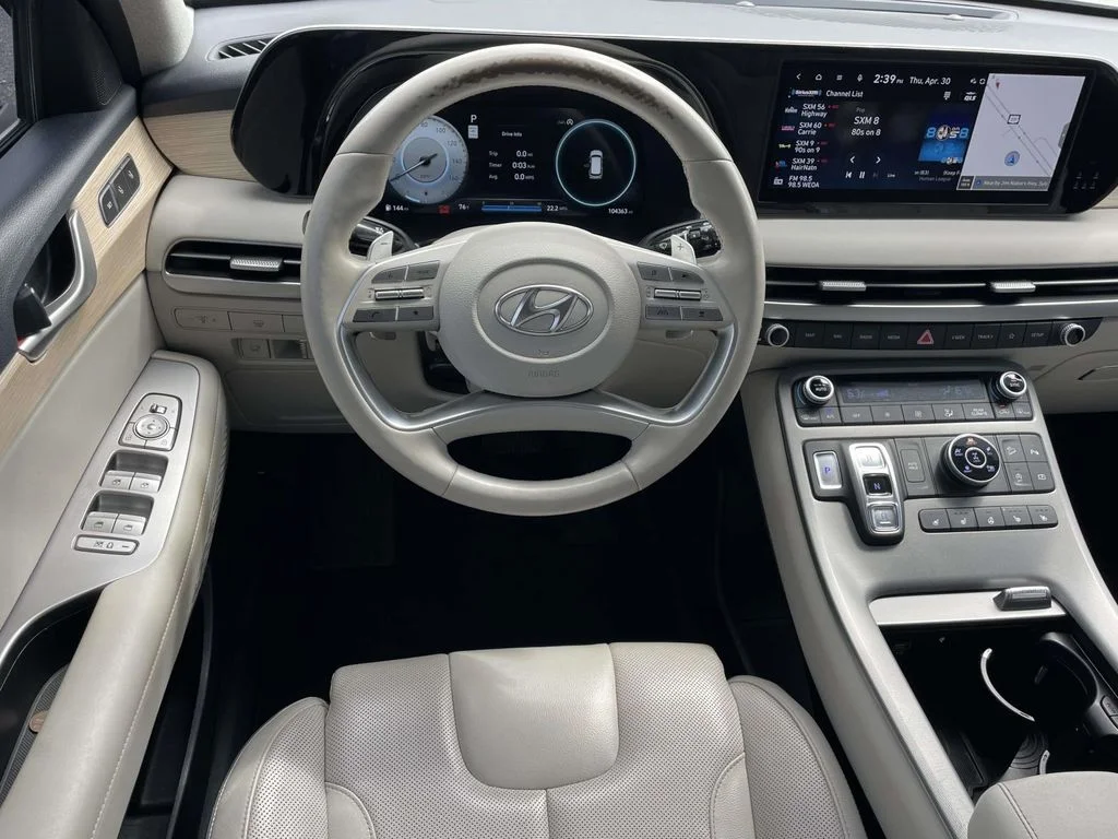 Used 2023 Hyper White Hyundai Limited image 12