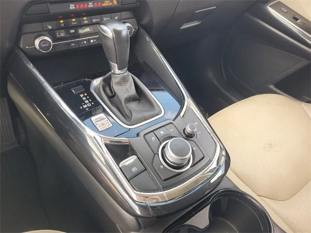 Used 2019 Snowflake White Pearl Mica Mazda Touring image 25