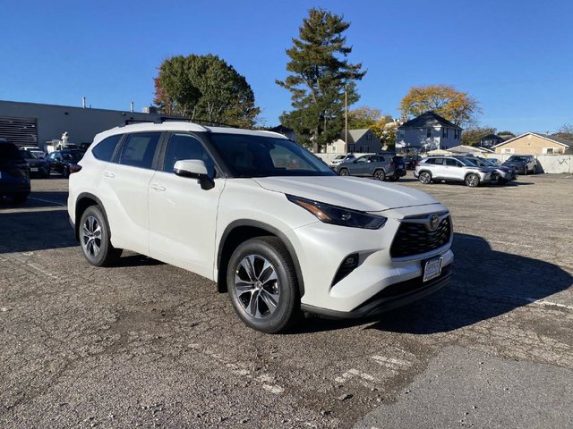 2026 Toyota Highlander XLE