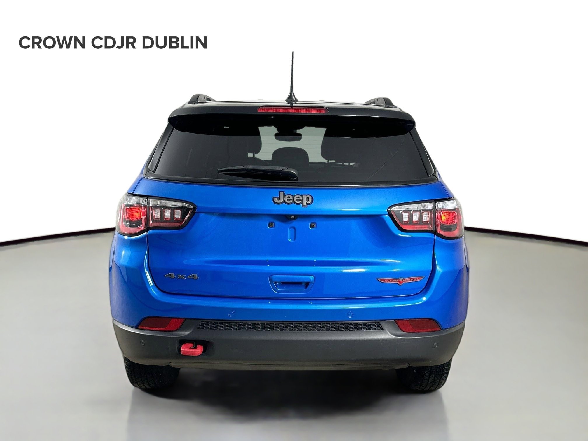 Used 2024 Hydro Blue Pearlcoat Jeep Trailhawk image 6