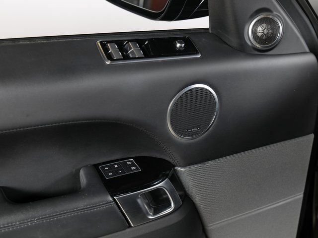Used 2021 Santorini Black Metallic Land Rover HST image 9