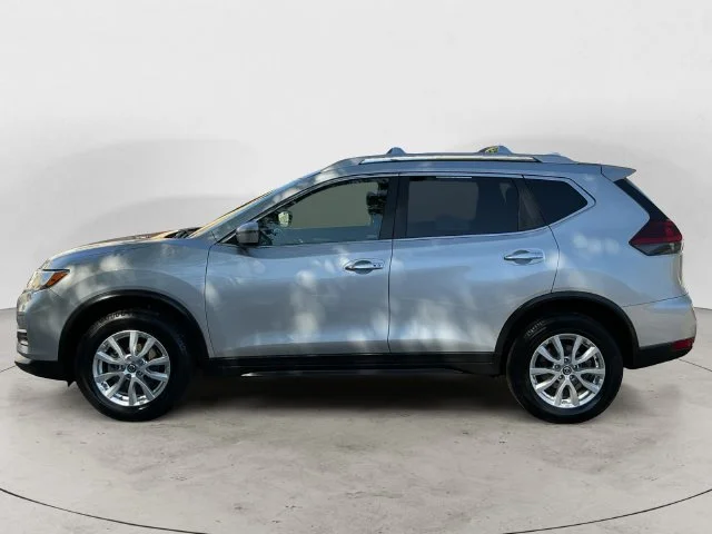 Used 2018 Silver Nissan SV image 8