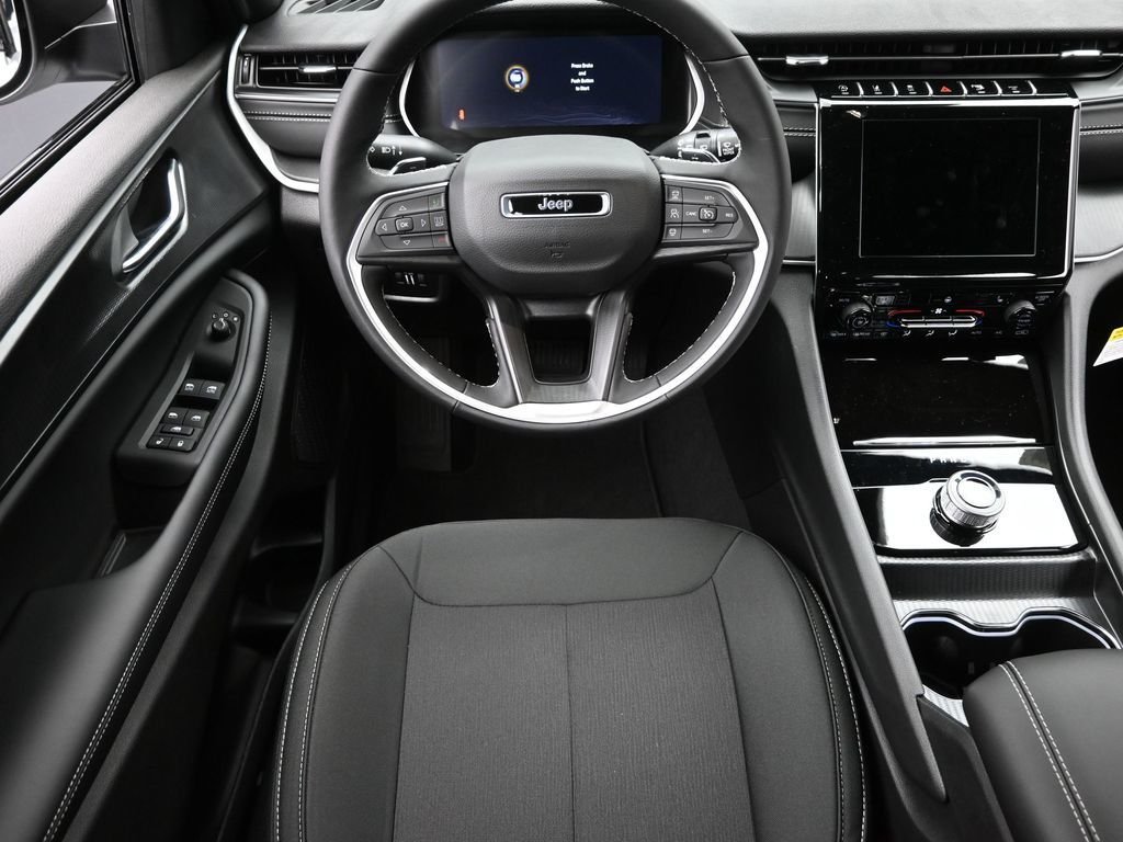 2025 Jeep Grand Cherokee Laredo - Photo 14