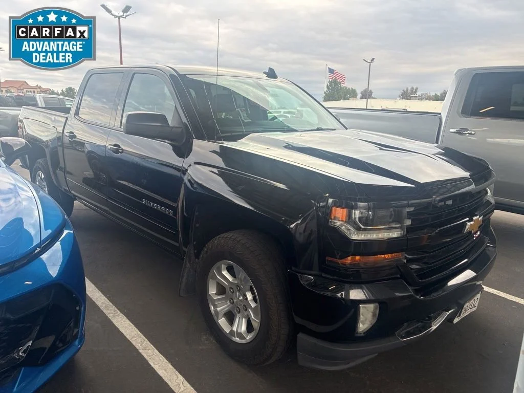 2017 Chevrolet Silverado 1500 LT 4X4 Crew Cab Short Box's photo