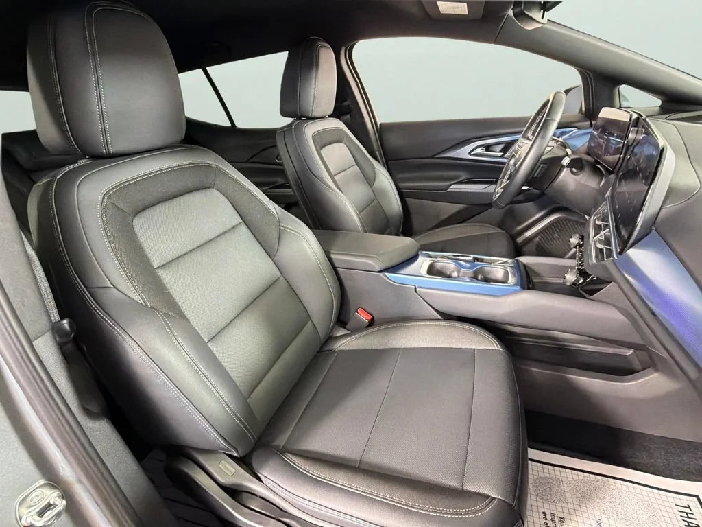 Used 2024 Sterling Gray Metallic Chevrolet 2LT image 33
