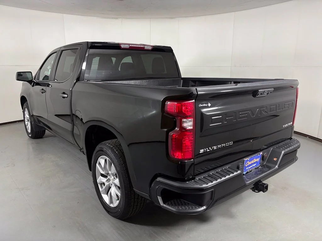 Used 2024 Black Chevrolet Custom image 7
