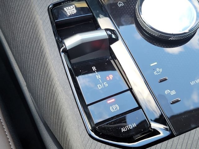 Used 2026 Black BMW 30 xDrive image 25