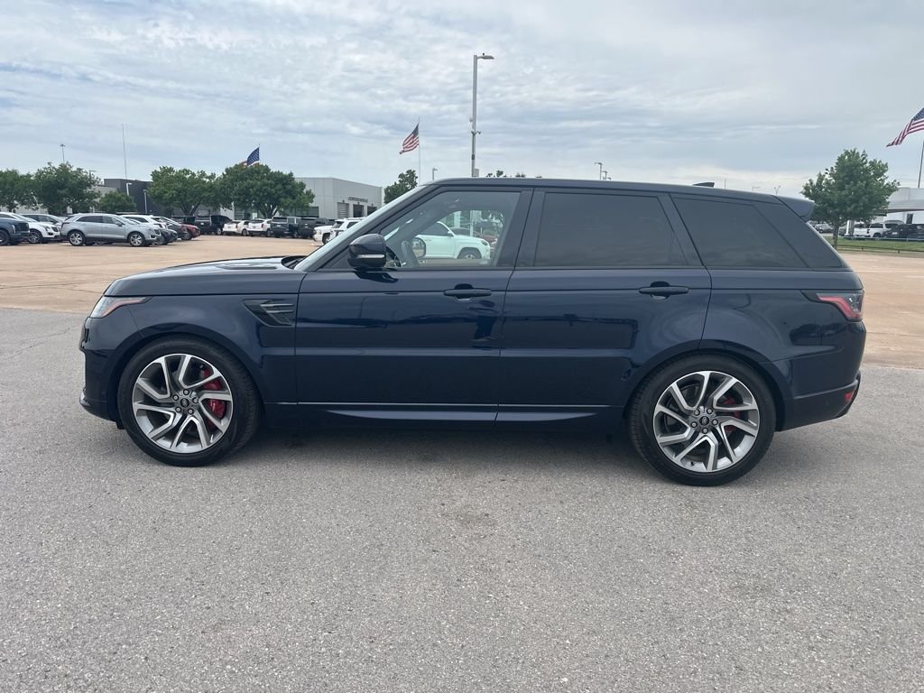 Used 2022 Portofino Blue Metallic Land Rover HSE Dynamic image 2