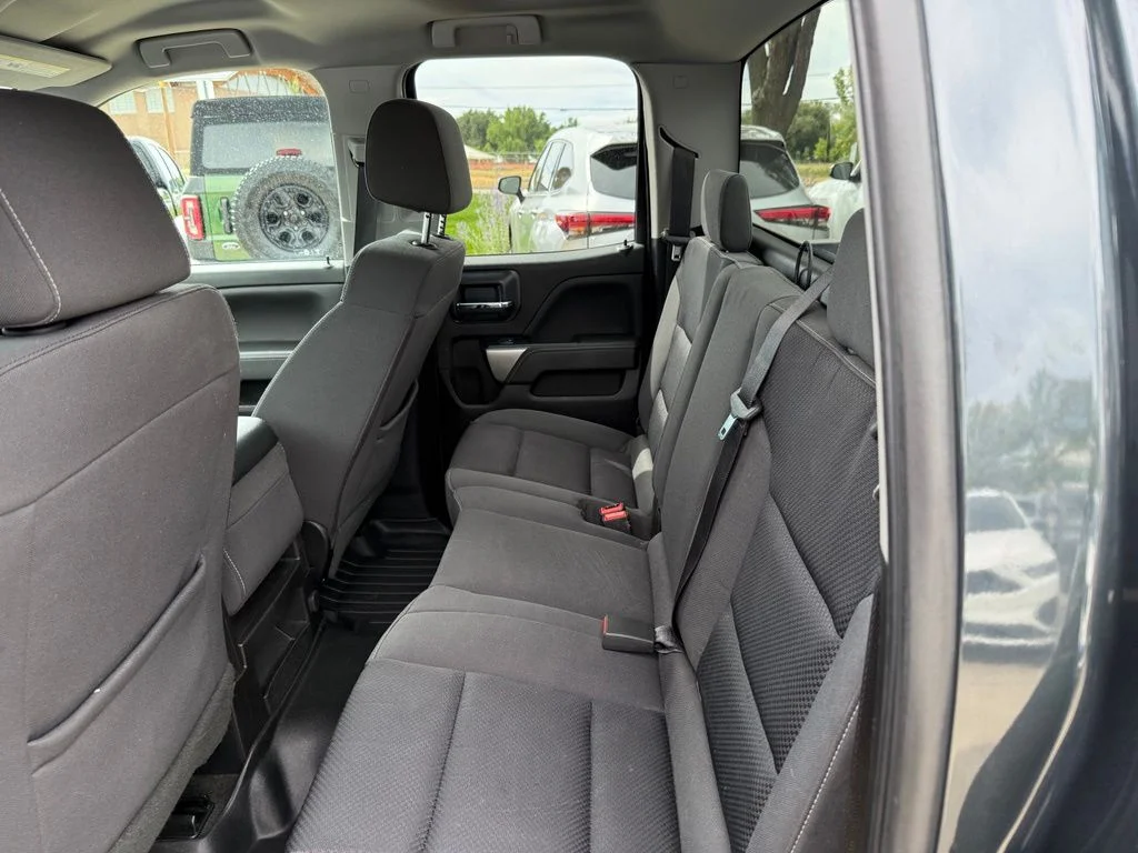 Used 2018 Graphite Metallic Chevrolet LT image 12