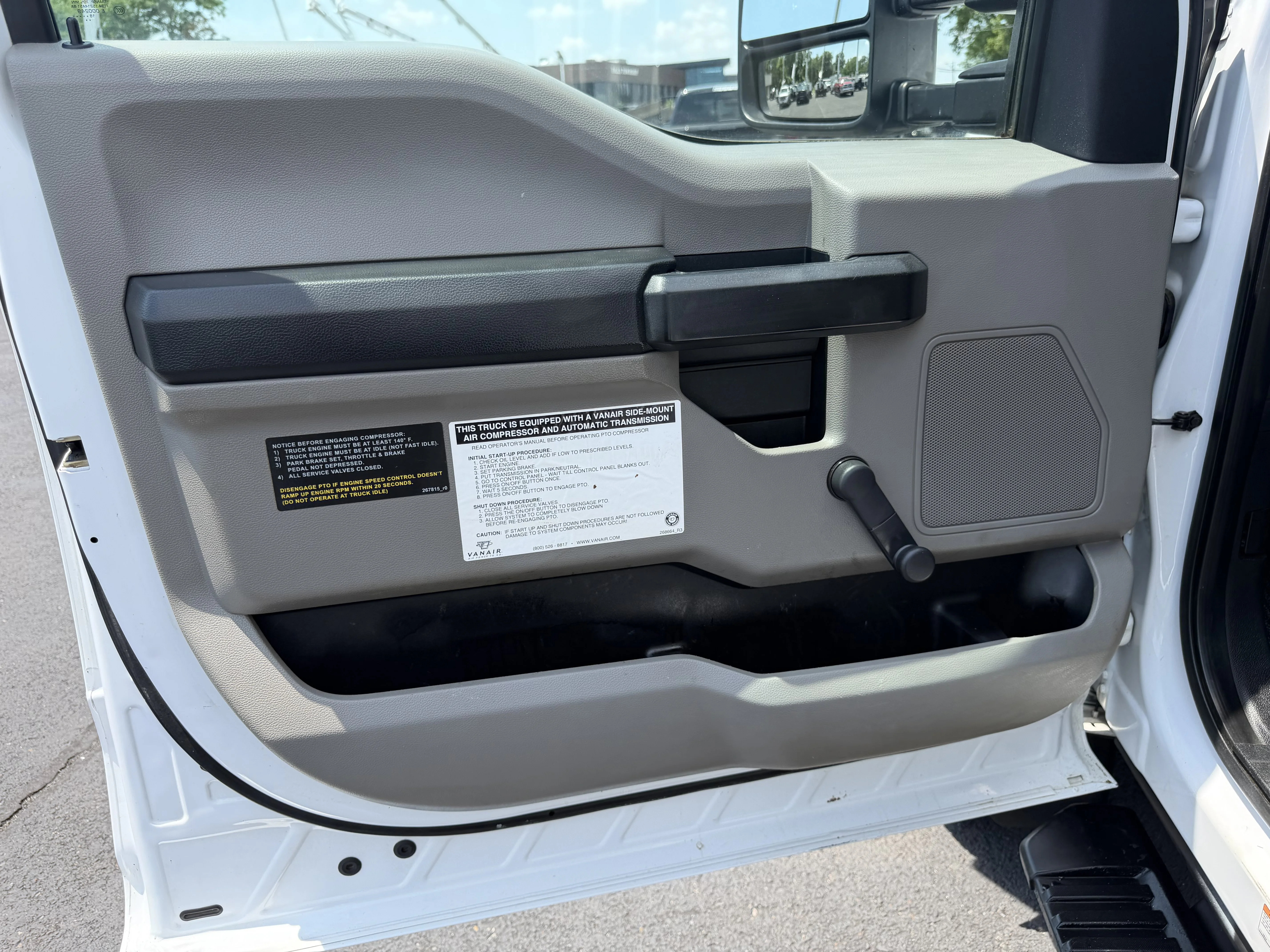 Used 2019 Oxford White   Z1 Ford XLT image 17