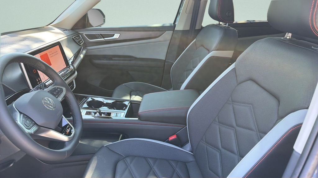 New 2026 Pure Gray Volkswagen Peak Edition image 27