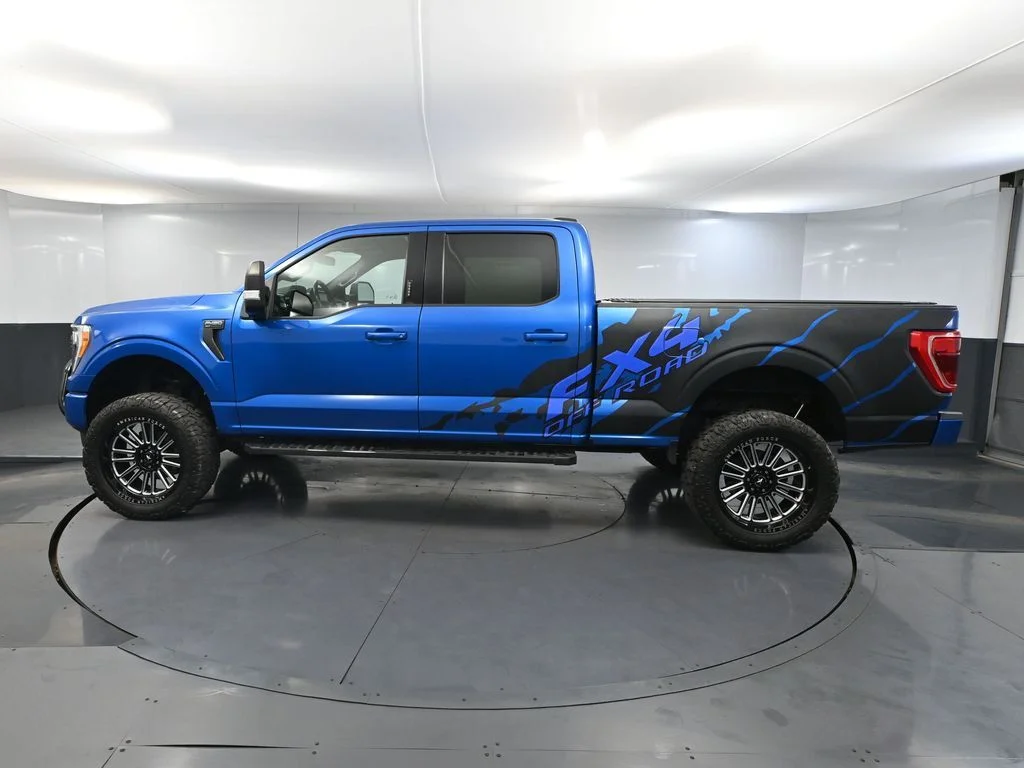 Used 2021 Blue Ford XLT image 11