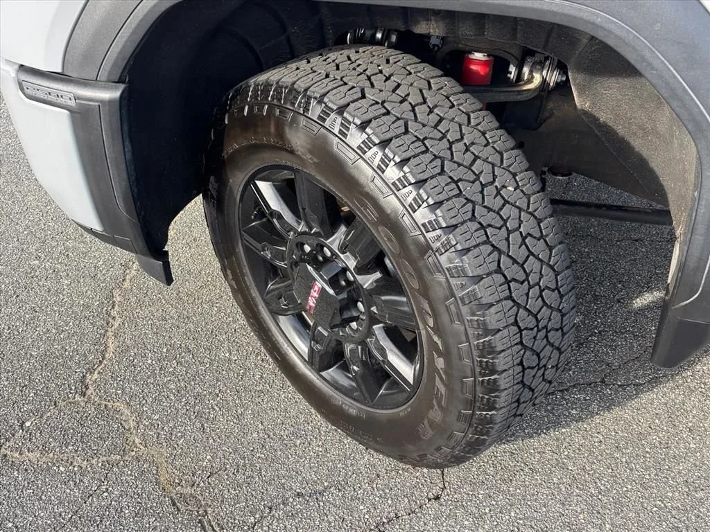 Used 2025 Thunderstorm Gray GMC AT4 image 27