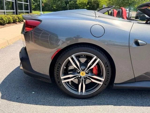 Certified Used 2020 Grigio Silverstone Ferrari Base image 36