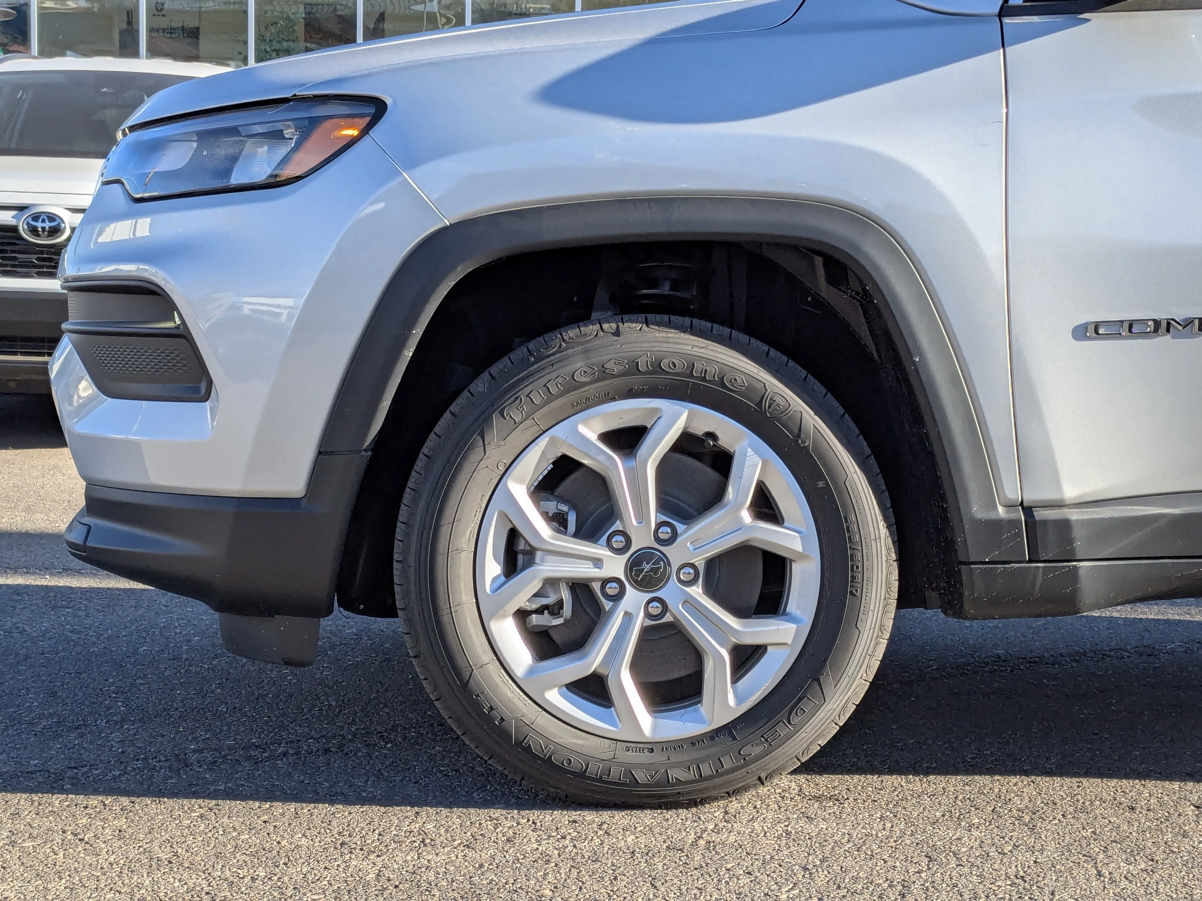 New 2026 Silver Jeep North - Panoramic Sunroof - Alpine Audio -  Adaptive Cruise - Power Liftgate & Tons More! image 9