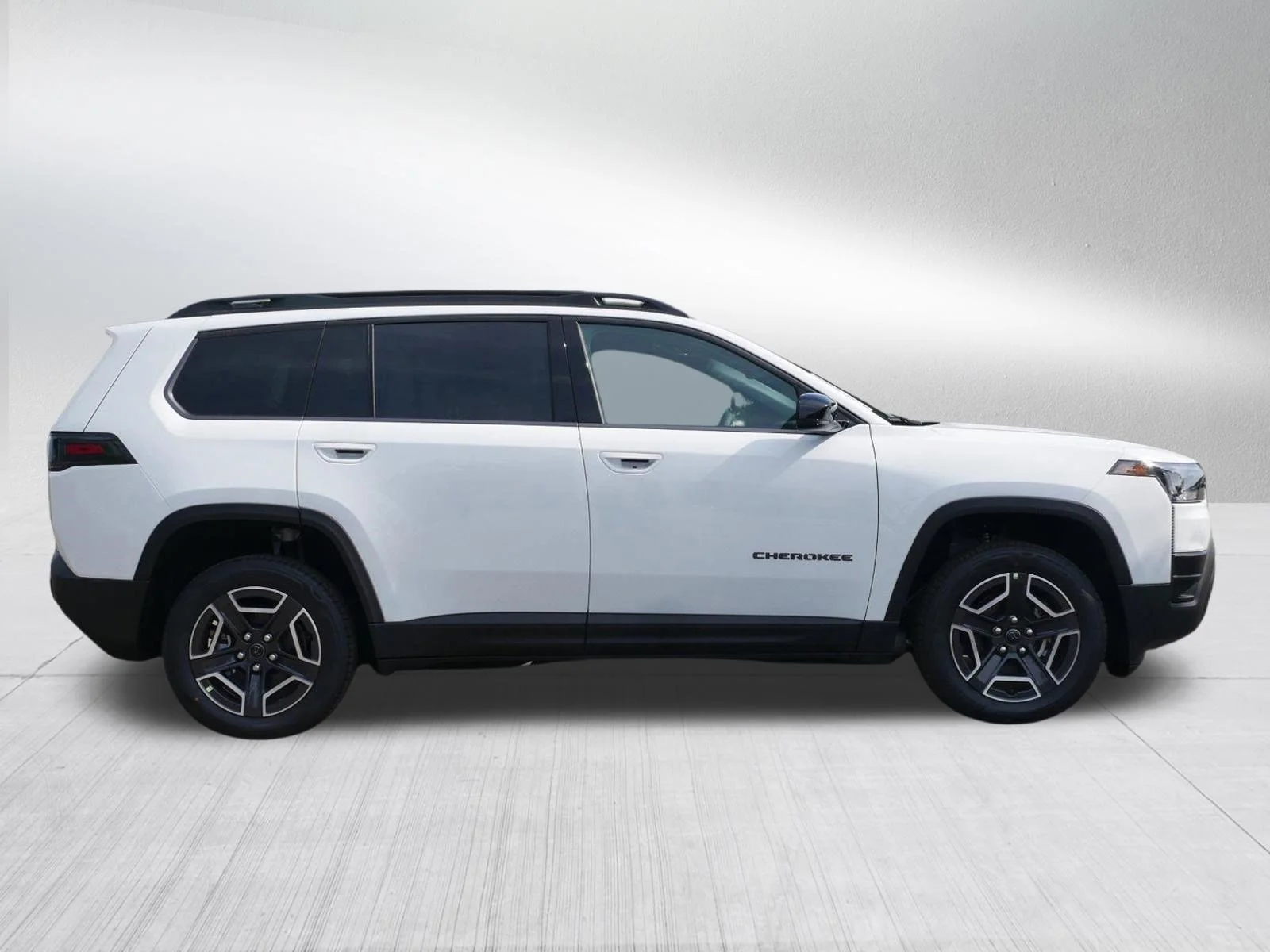New 2026 Bright White Clear-Coat Exterior Paint Jeep Limited image 8