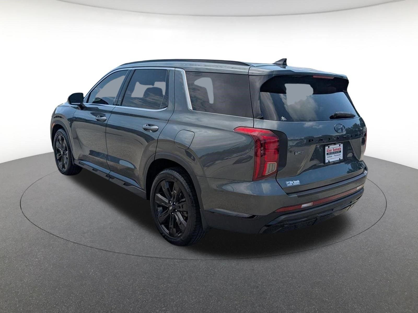 Certified Used 2023 Steel Graphite Hyundai XRT image 7