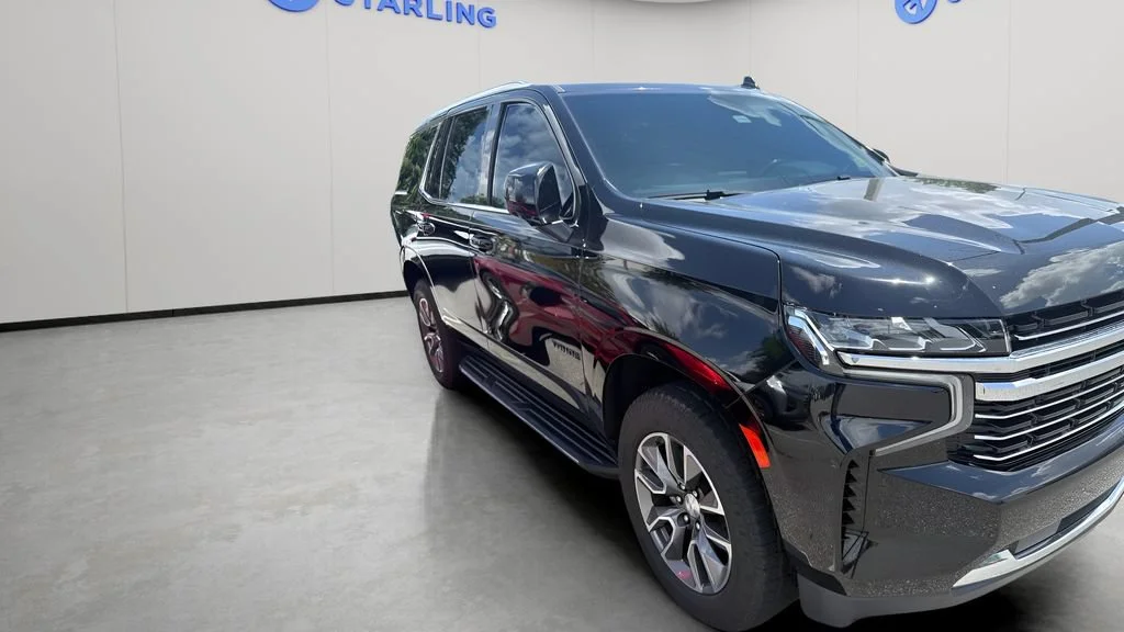 Used 2022 Black Chevrolet LT image 2