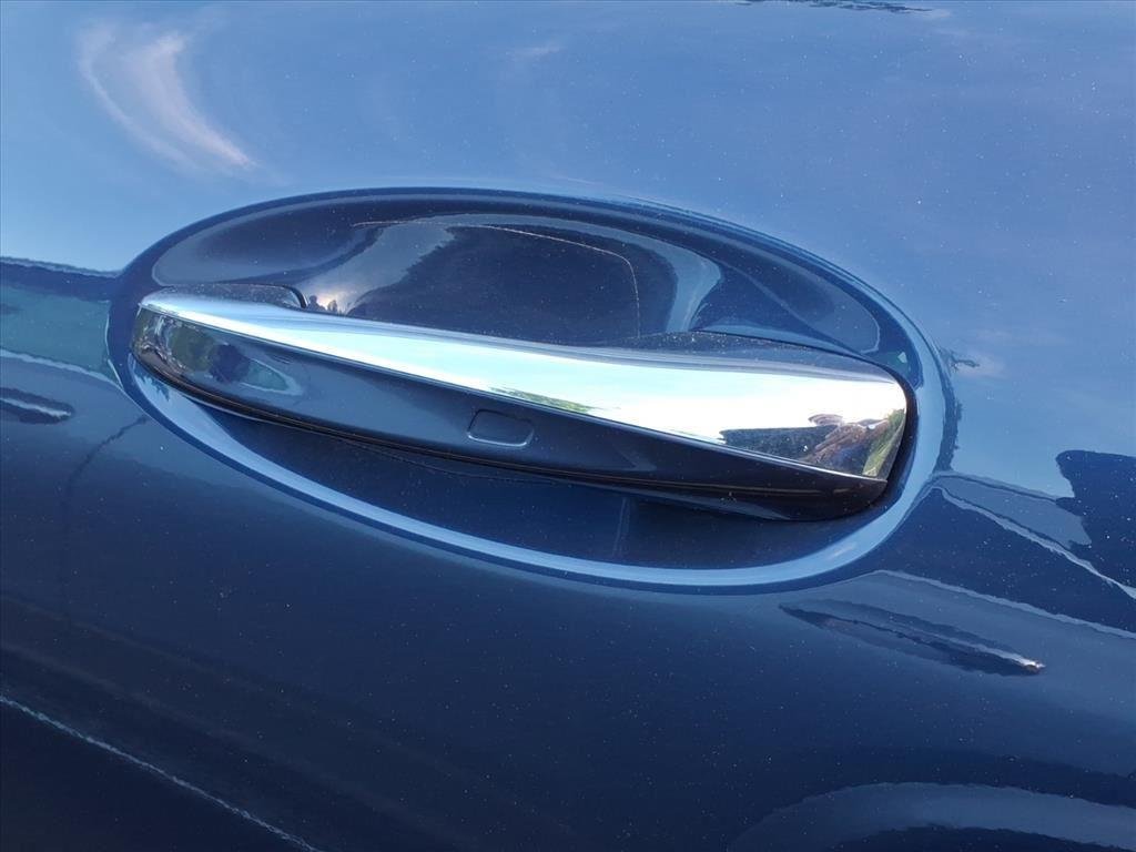 New 2026 Twilight Blue Metallic Mercedes-Benz GLE 350 image 26