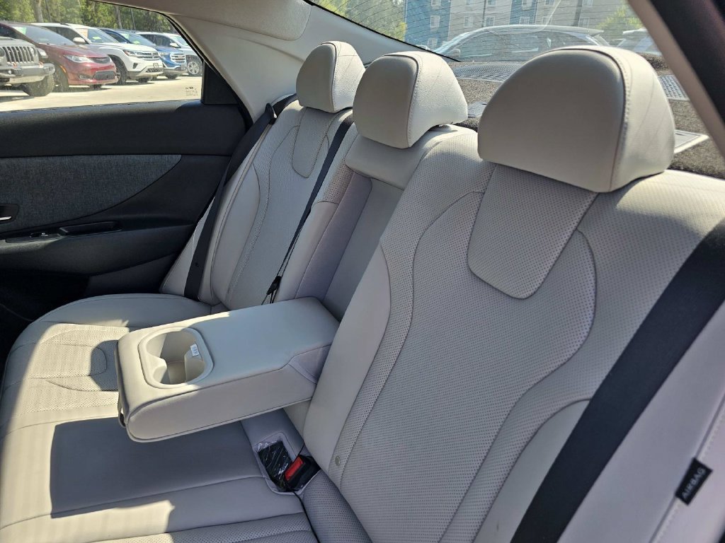 Used 2025 Gray Hyundai Limited image 34