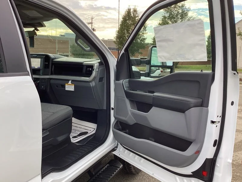 2026 Ford F-350 Super Duty XL - Photo 11