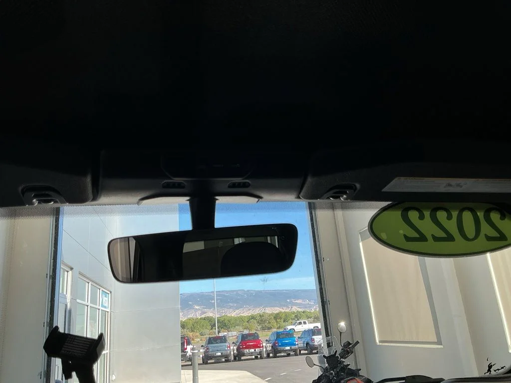 Used 2022 Crystal Metallic Jeep Rubicon image 18