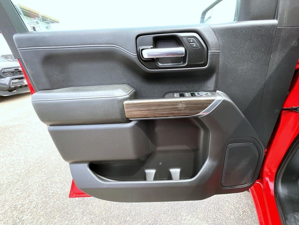 Used 2020 Red Chevrolet LT image 9