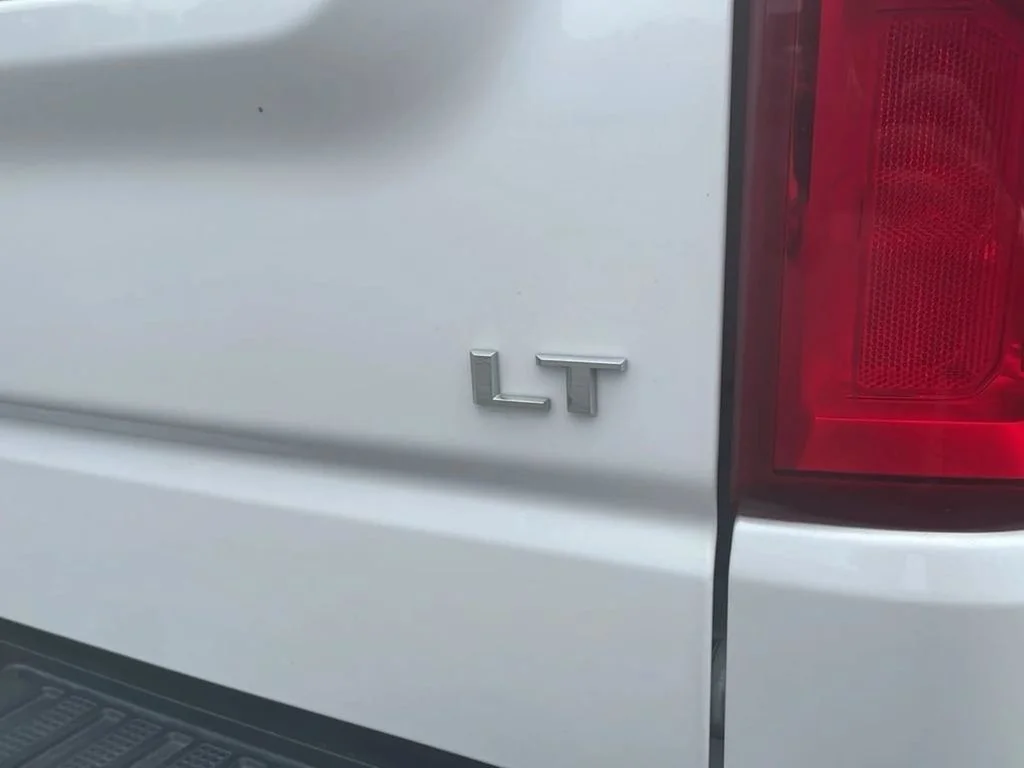 Used 2021 Iridescent Pearl Tricoat Chevrolet LT Trail Boss image 35