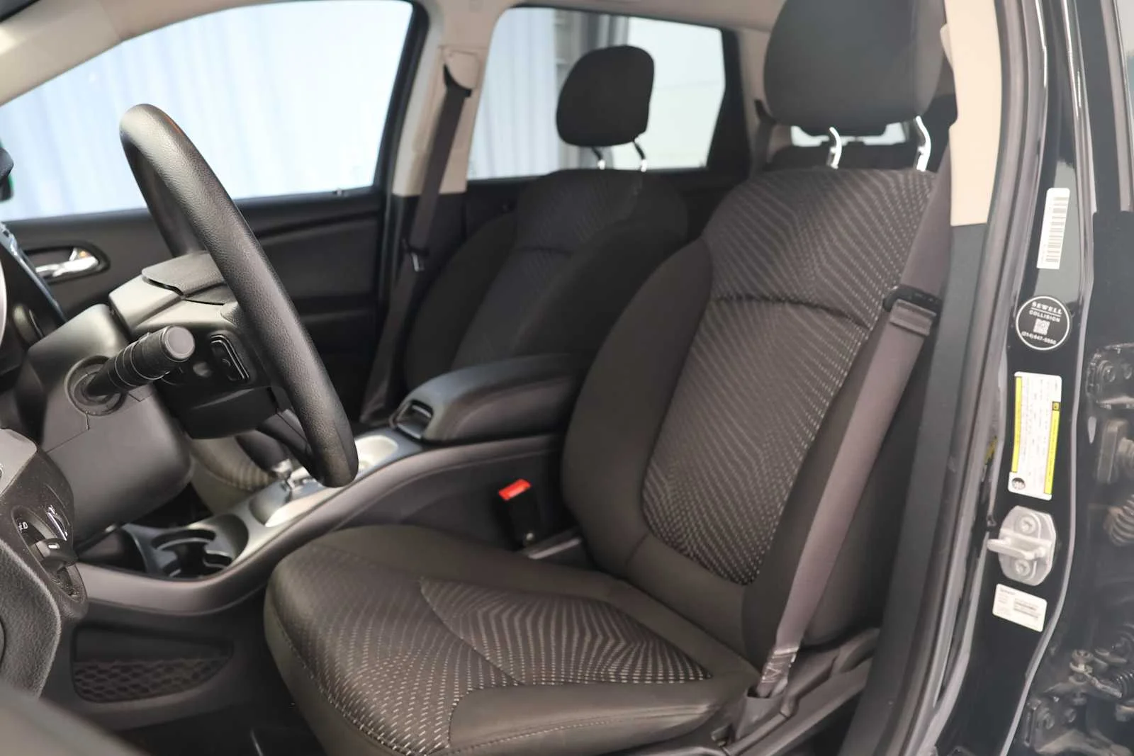 Used 2020 Pitch Black Clearcoat Dodge SE Value image 14