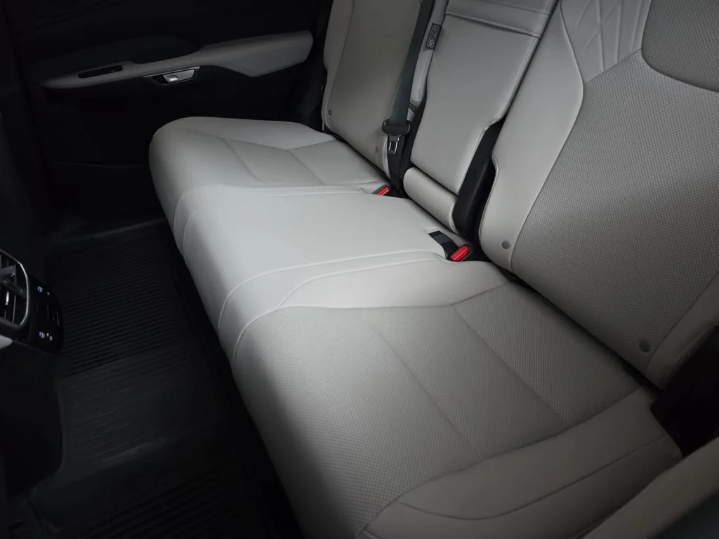 New 2026 Eminent White Pearl Lexus PREMIUM image 14