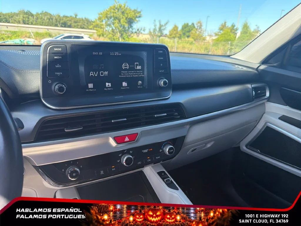 Used 2020  Kia S image 16