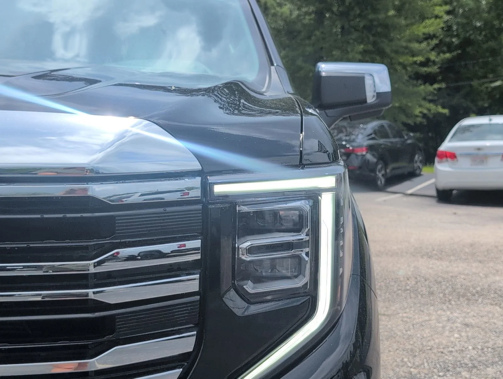 New 2026 Onyx Black GMC SLT image 12