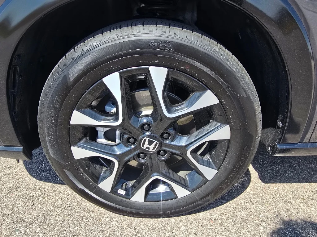 Used 2026 Urban Gray Pearl Honda EX-L image 9