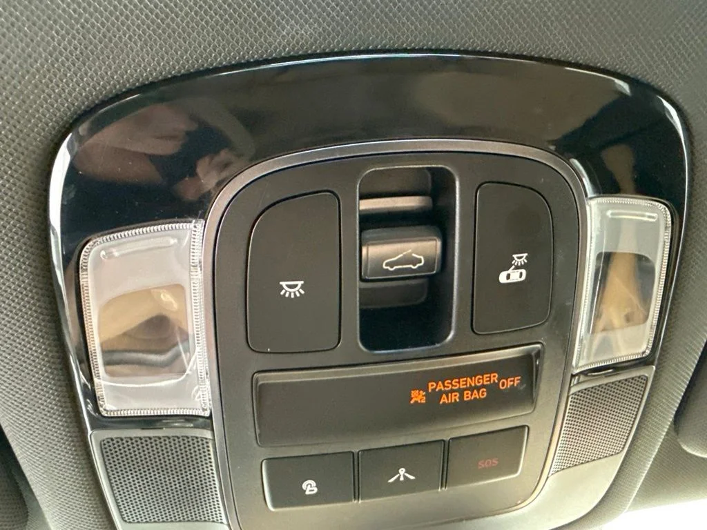 Used 2021 Gray Hyundai Limited image 23